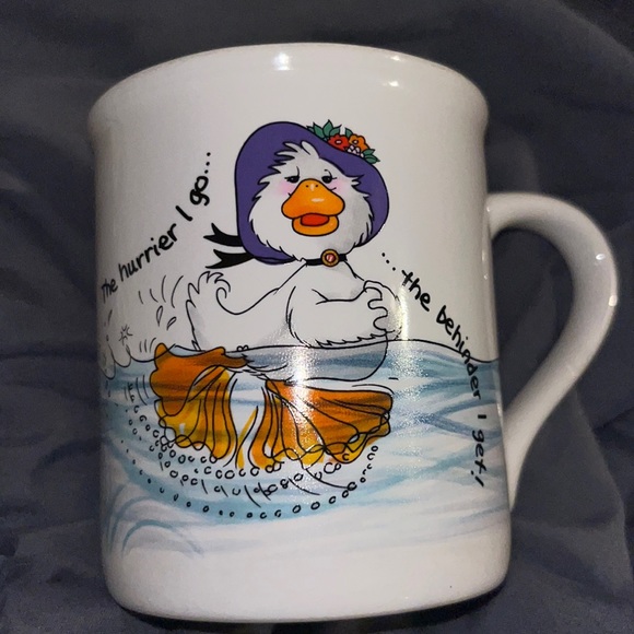 🐇 Suzy’s zoo Vintage Collectable Duck Purple Hat Coffee Tea Drinkware Mug Cup - Picture 1 of 10
